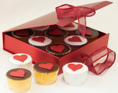 Valentine Love Heart Cupcakes giveaway