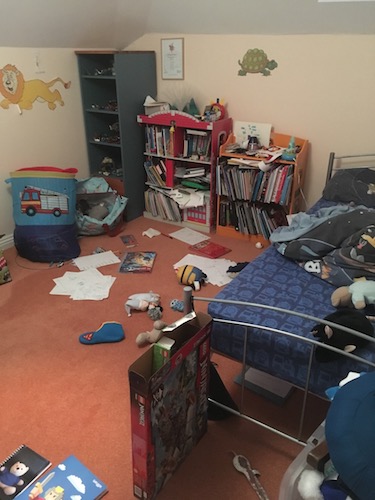 my son's untidy room